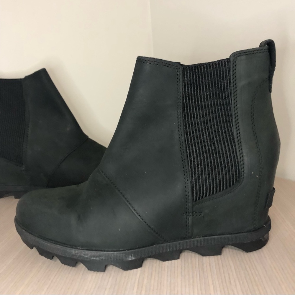 Sorel Joan of Arctic Wedge II Chelsea Boots